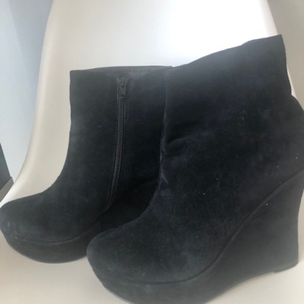Office Platform Booties